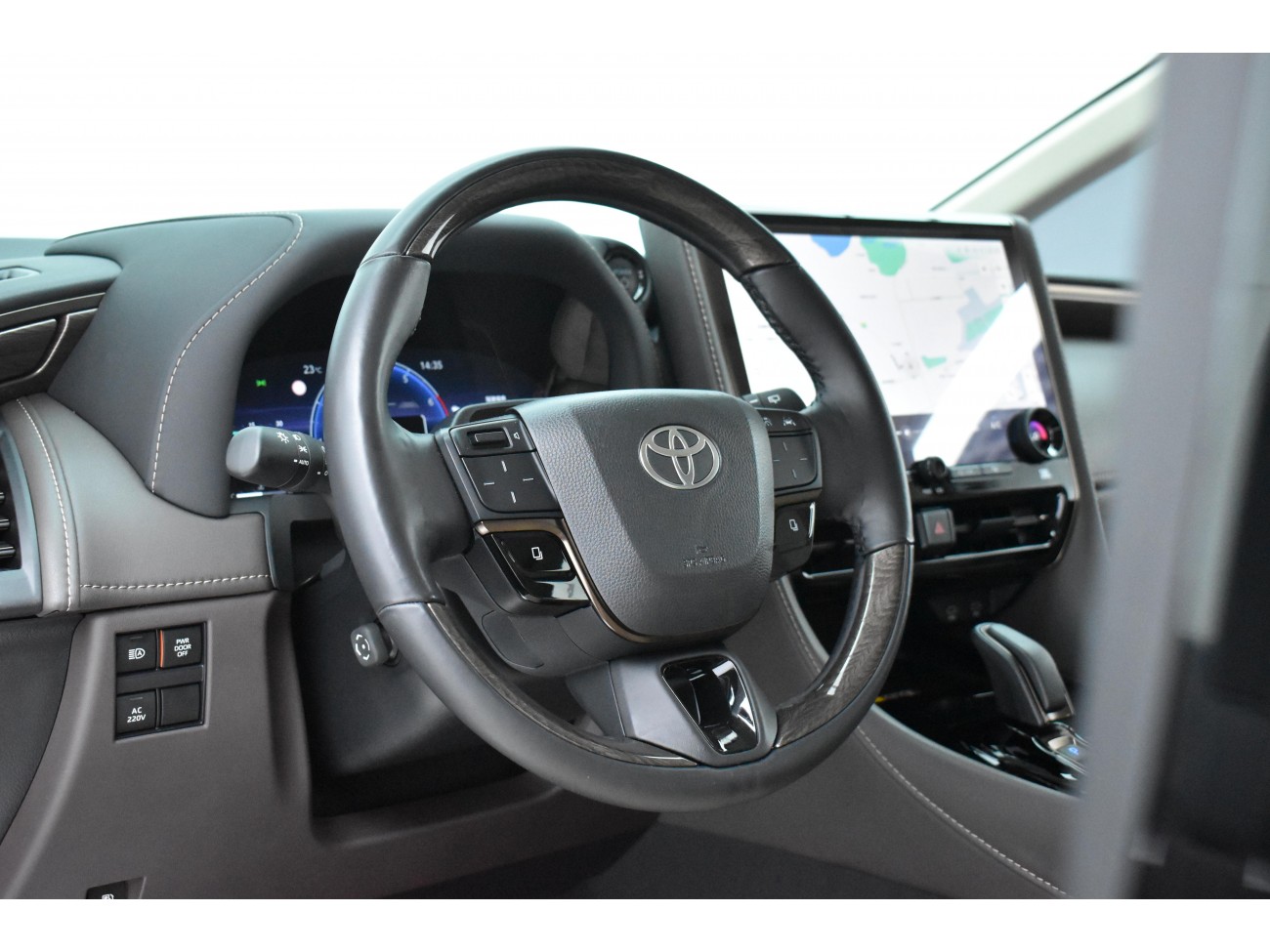 Toyota Alphard 2024