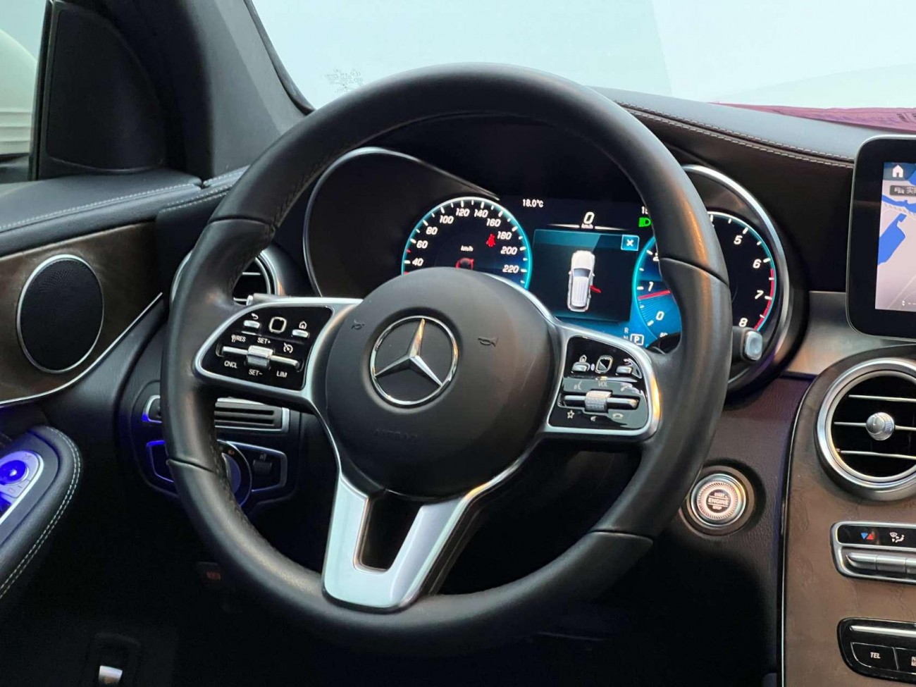 Mercedes-Benz GLC 300 L 2019