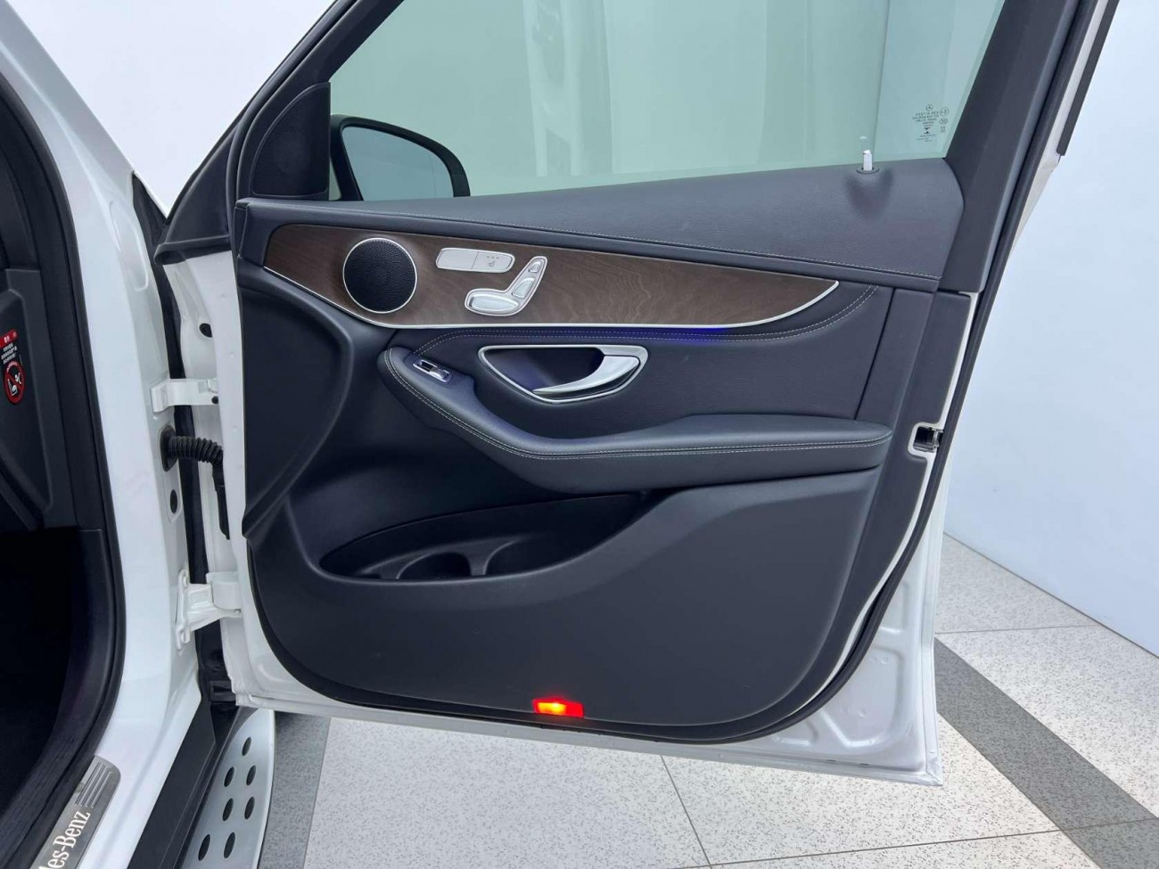 Mercedes-Benz GLC 300 L 2019