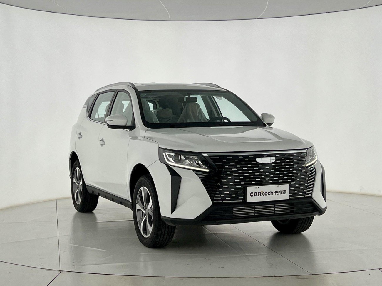 Geely Haoyue PRO 2024