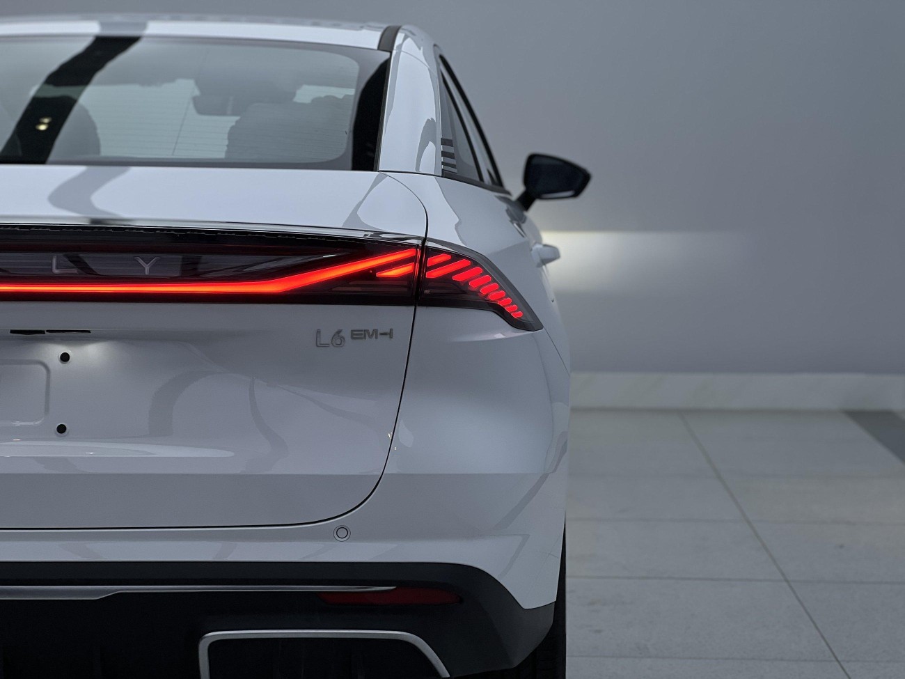 Geely Galaxy Galaxy L6 2025