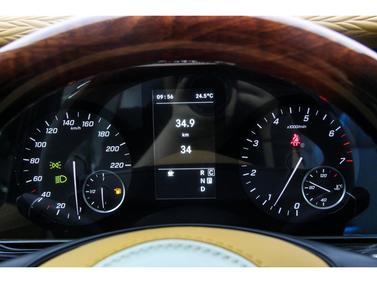 Mercedes-Benz 2023 2024