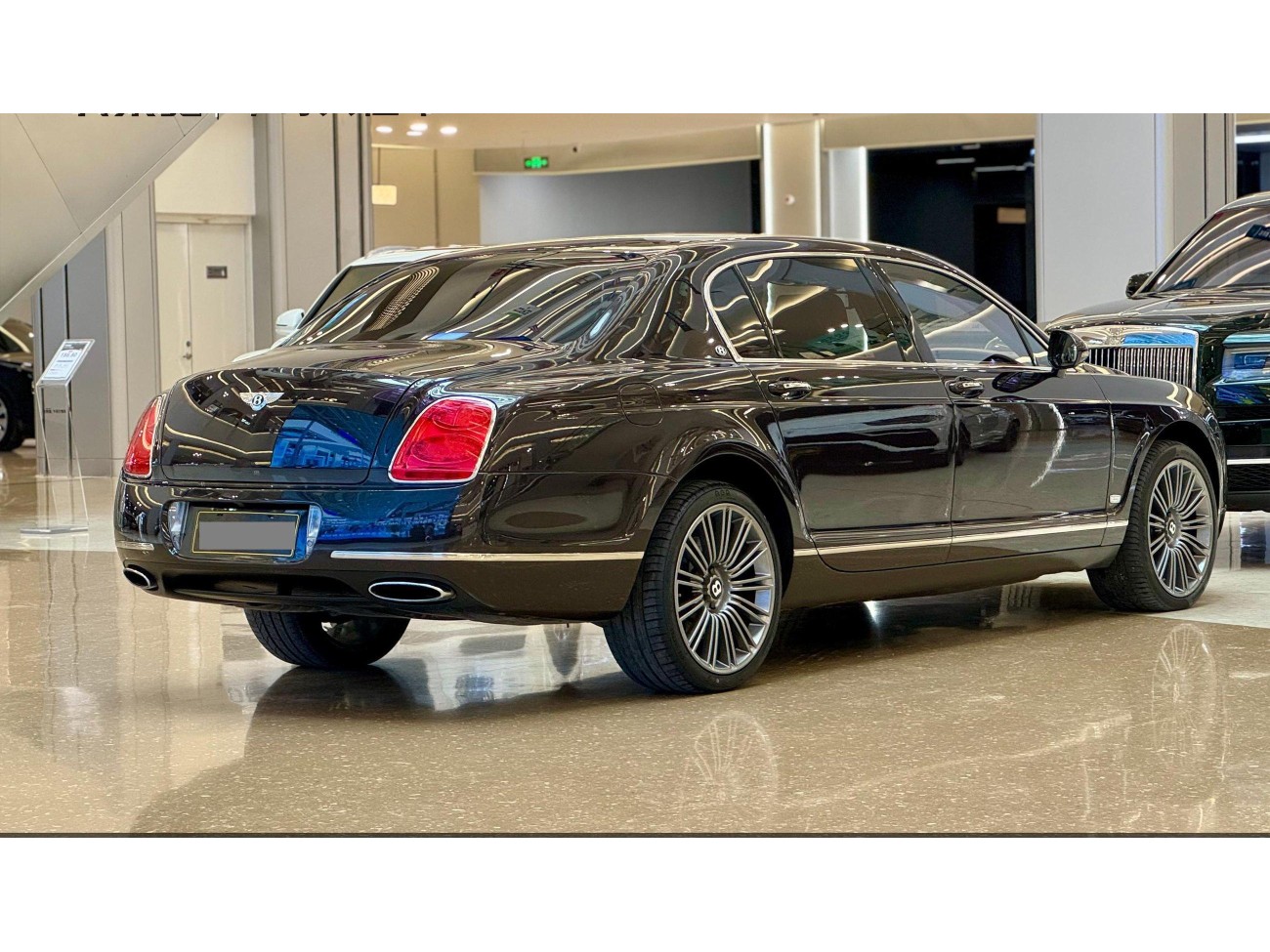 Bentley 2011