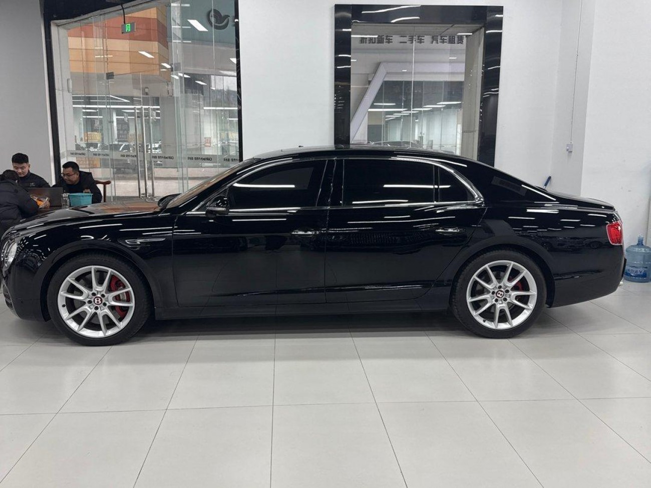 Bentley Flying Spur 2018