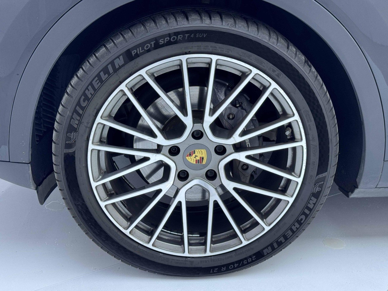 Porsche Cayenne 2021