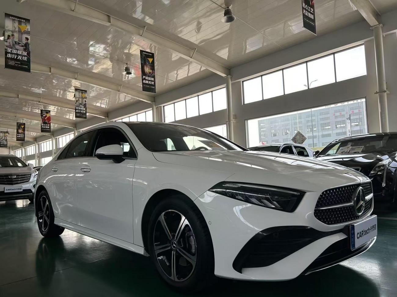 Mercedes-Benz A 200 L 2023