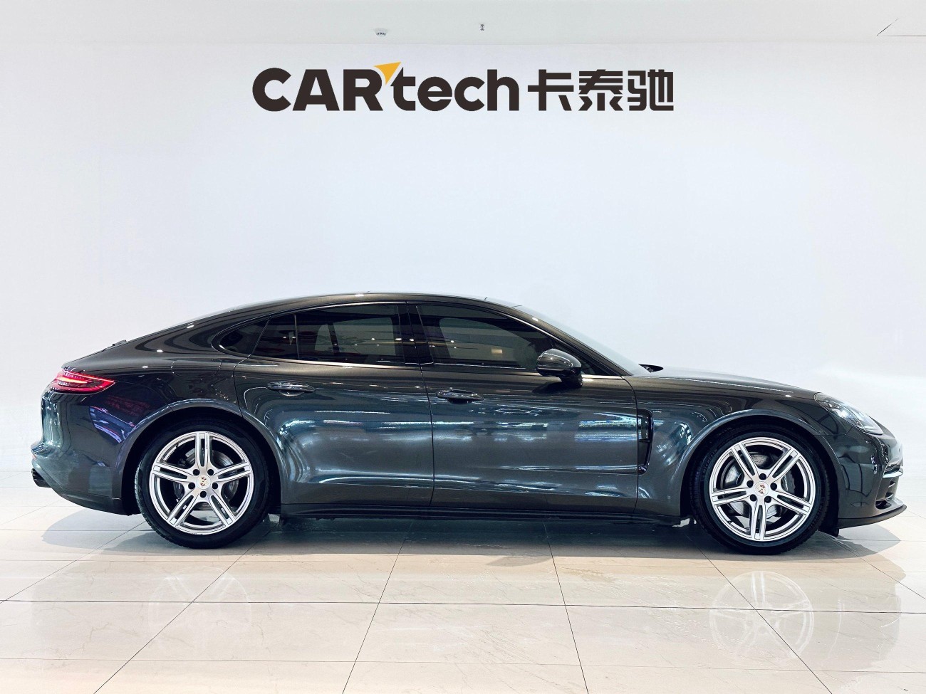 Porsche Panamera 2018