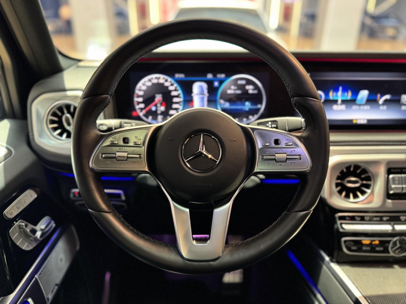 Mercedes-Benz G 500 2023