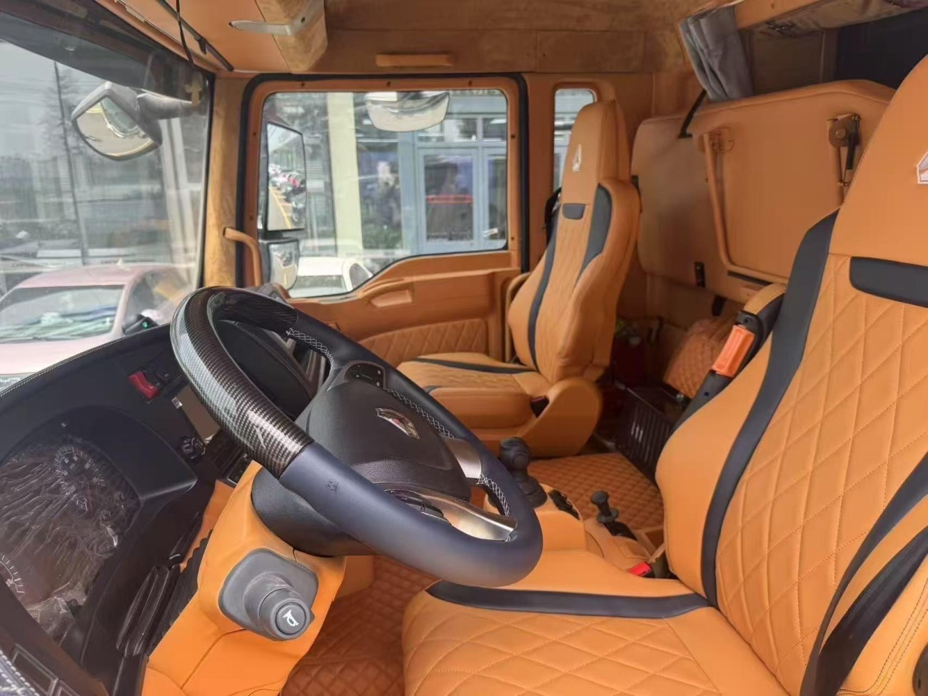 Mercedes-Benz 2025