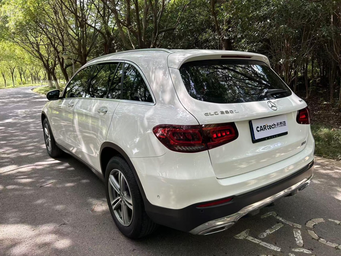Mercedes-Benz GLC 260 L 2021