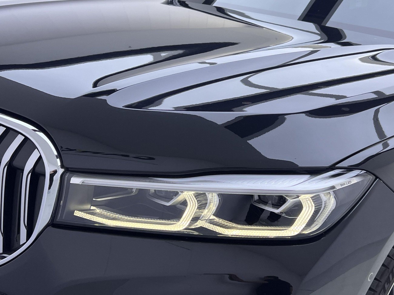 BMW 740Li 2021