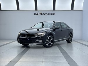 Volkswagen Magotan 2025