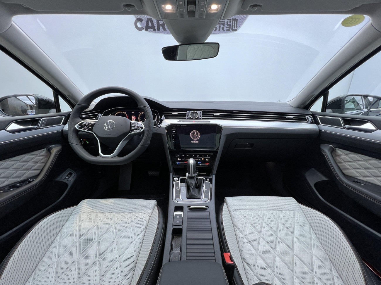 Volkswagen Magotan 2025