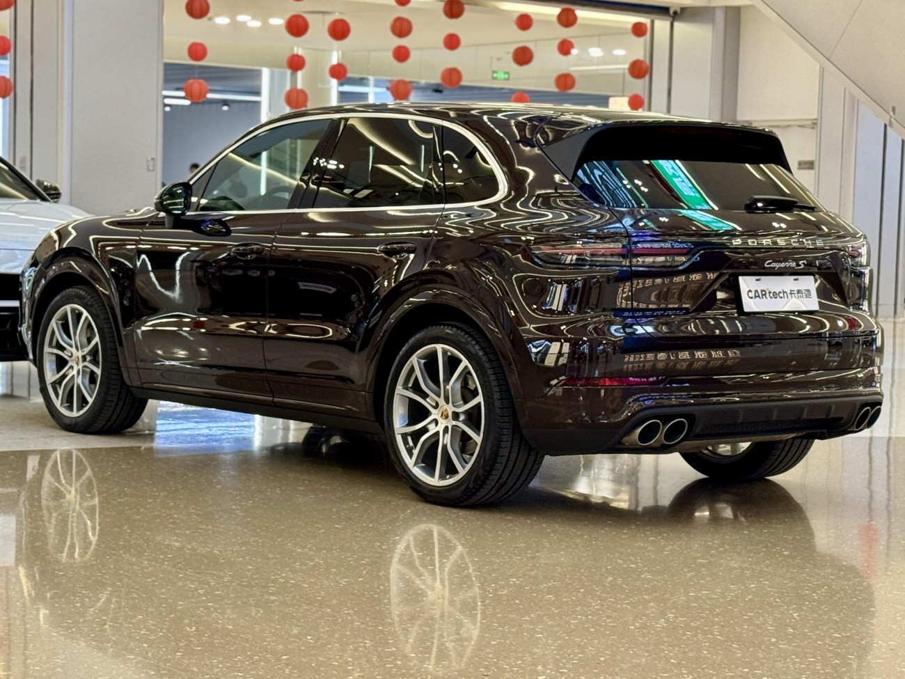 Porsche Cayenne 2021