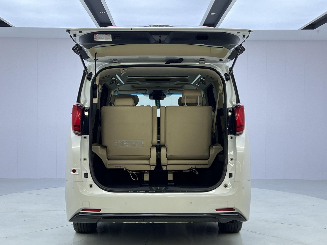 Toyota Alphard 2020