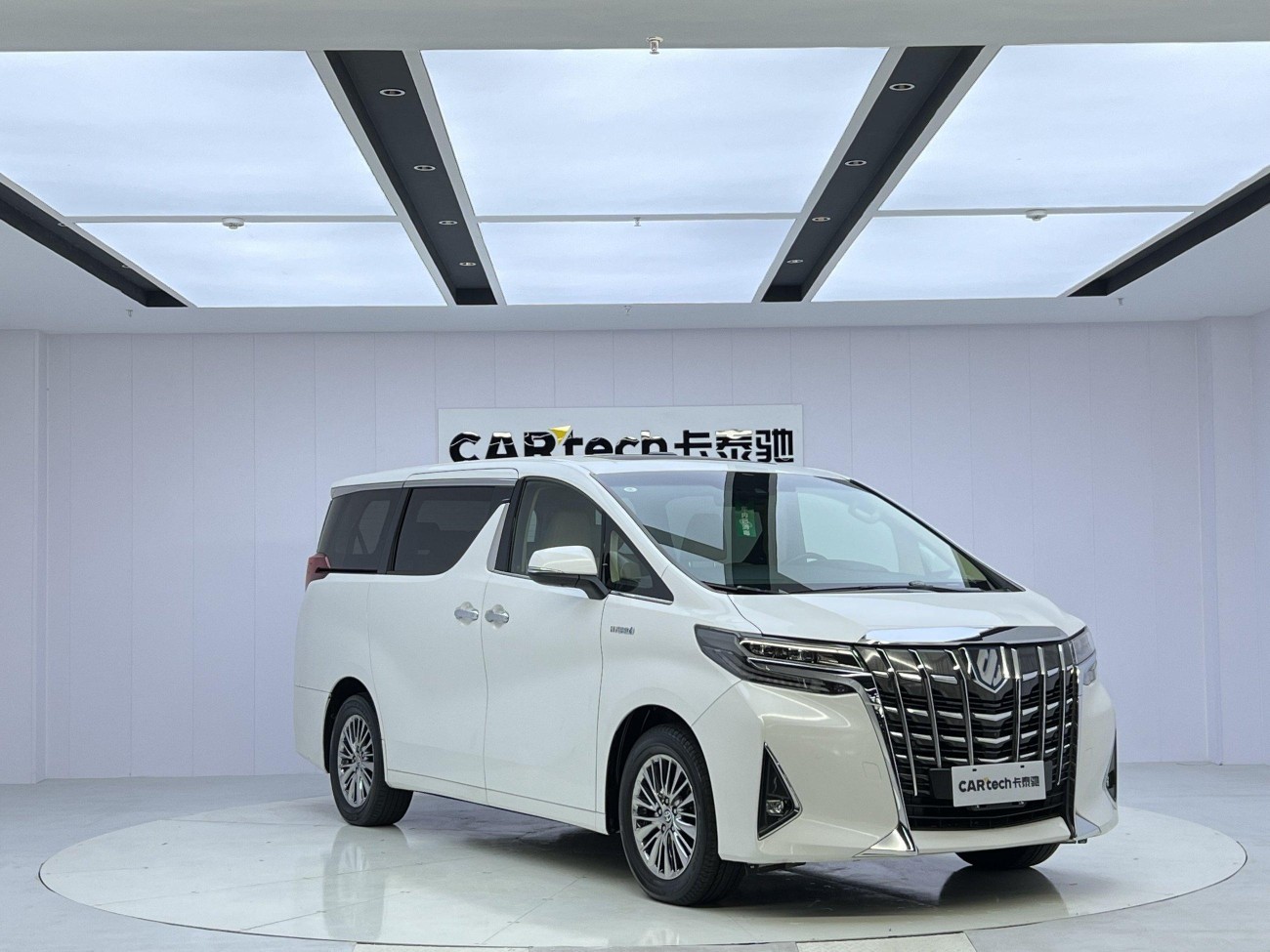 Toyota Alphard 2020