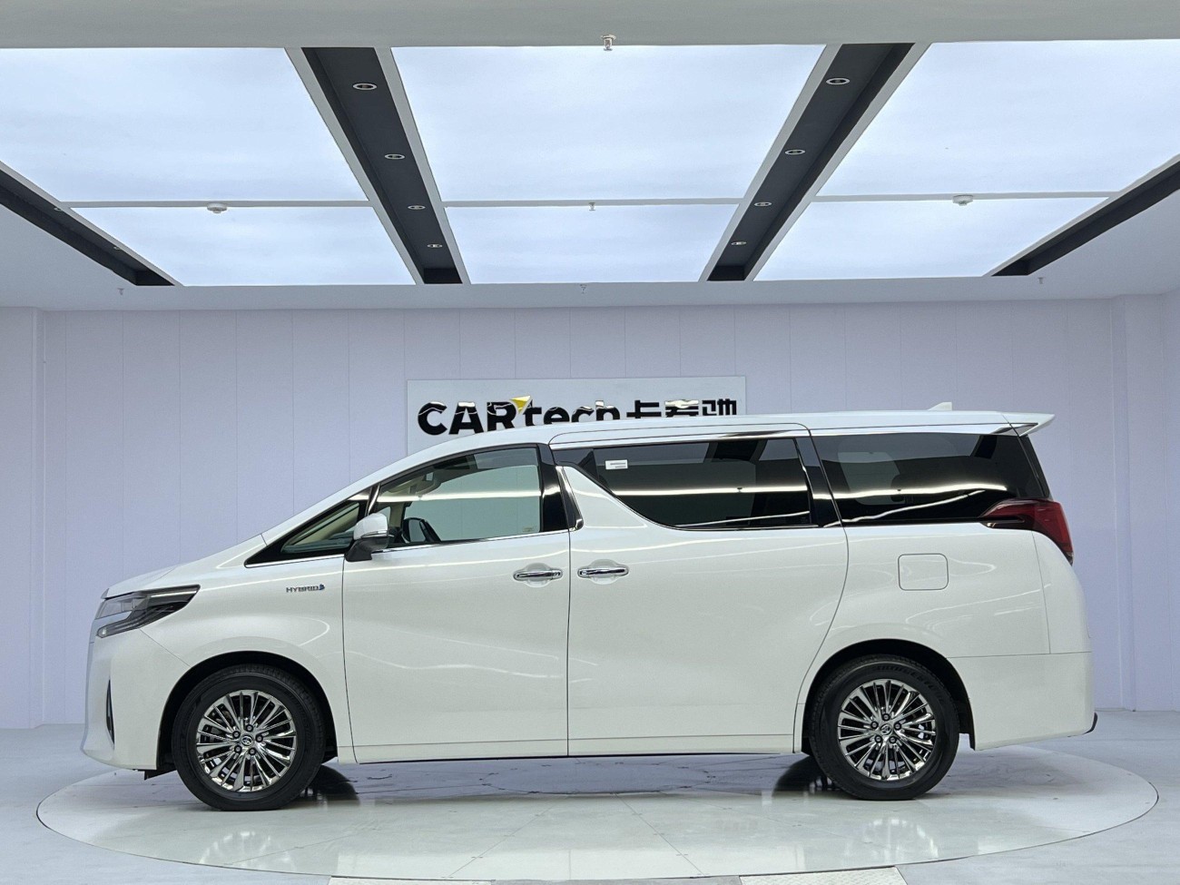 Toyota Alphard 2020