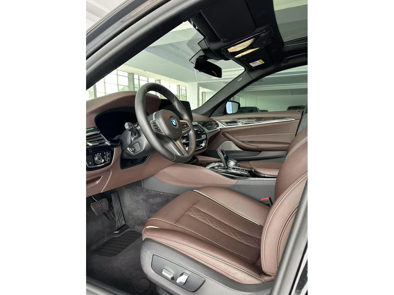 BMW 525Li 2022