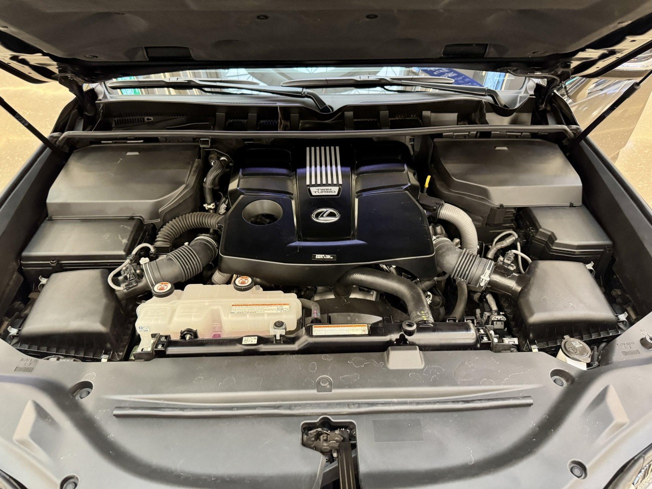 Lexus LX 600 2023
