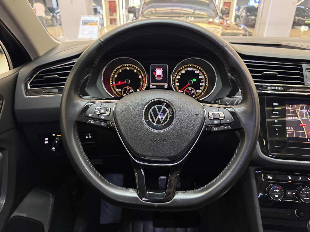 Volkswagen Tiguan L 2021