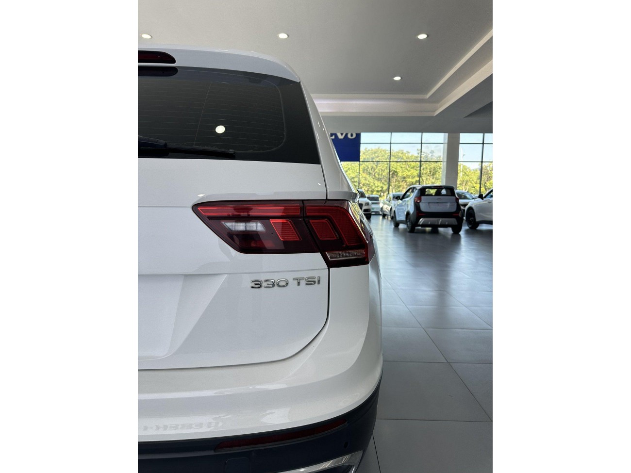 Volkswagen Tiguan L 2022