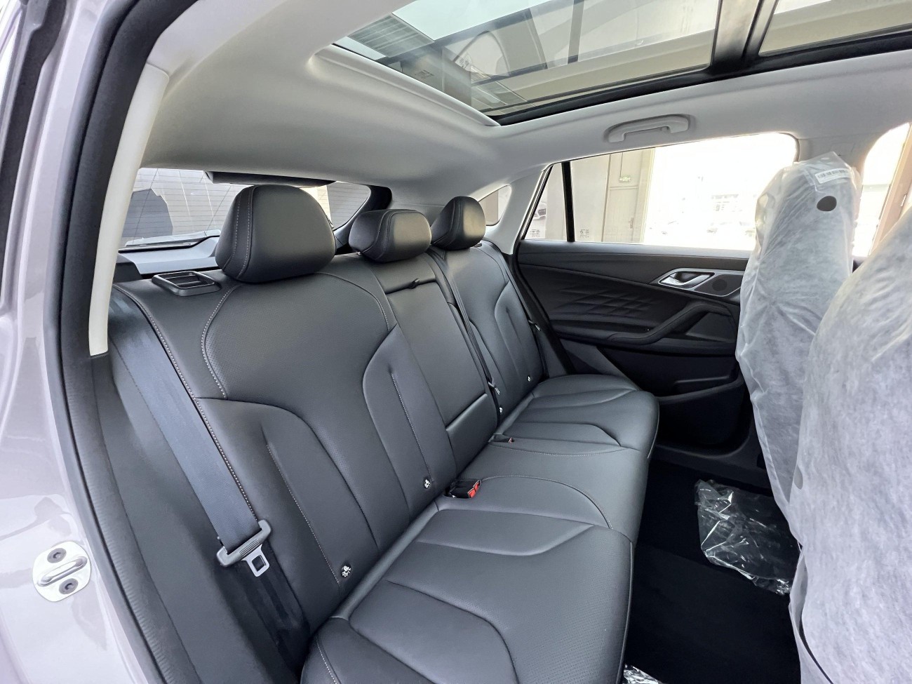 Roewe eRX5 2023