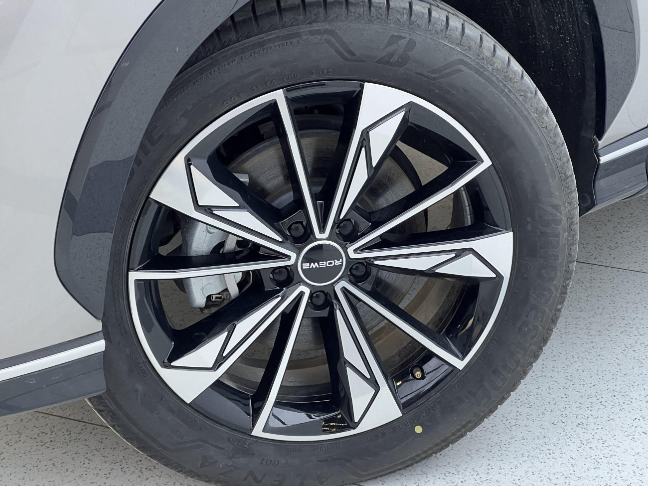 Roewe eRX5 2023