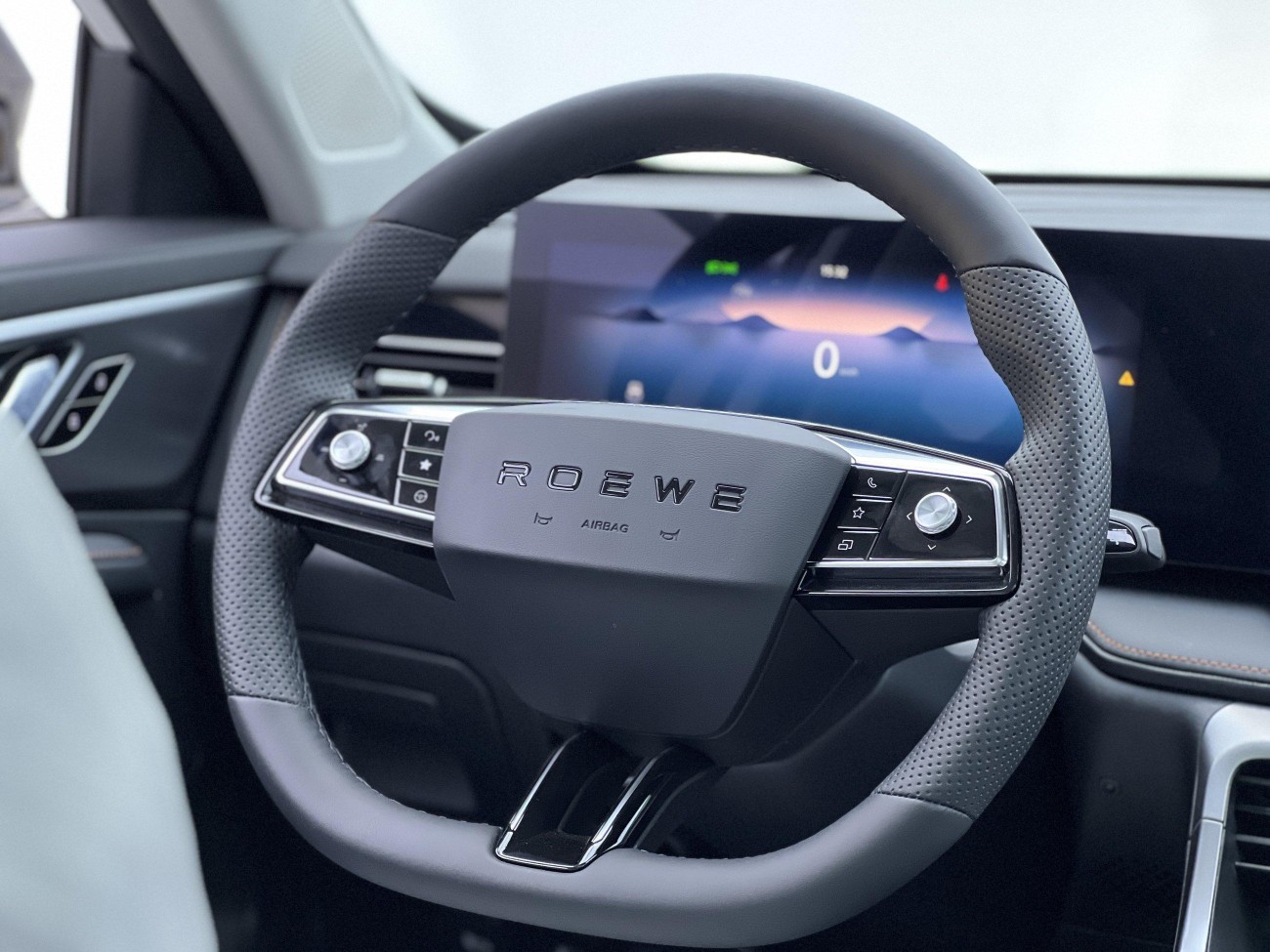 Roewe eRX5 2023