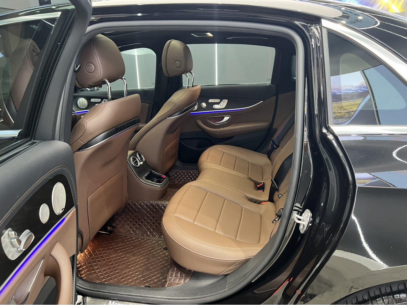 Mercedes-Benz E 300 L 2023