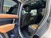 Land Rover Defender 2024