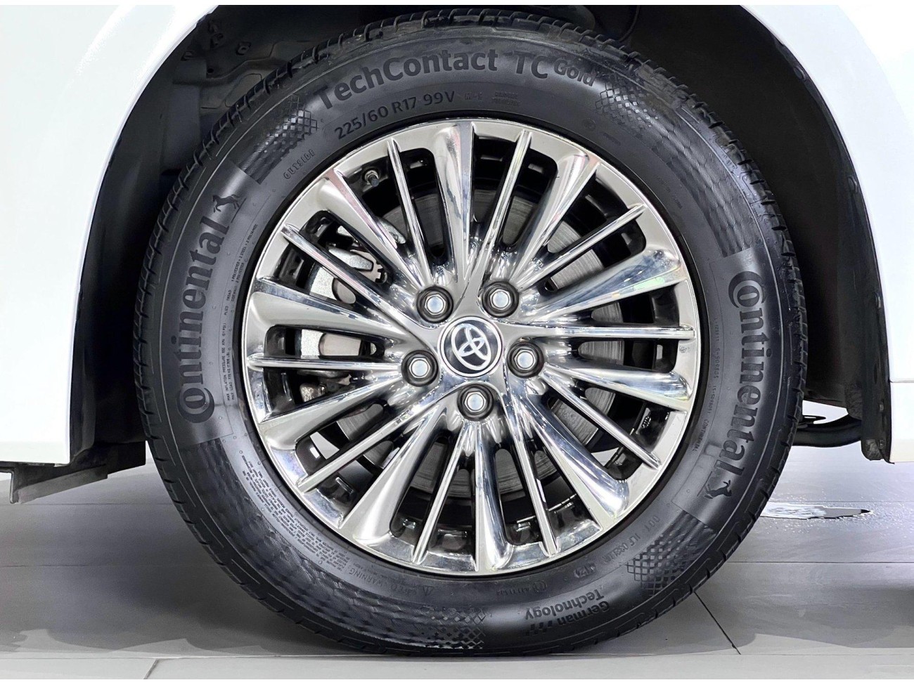 Toyota Alphard 2023