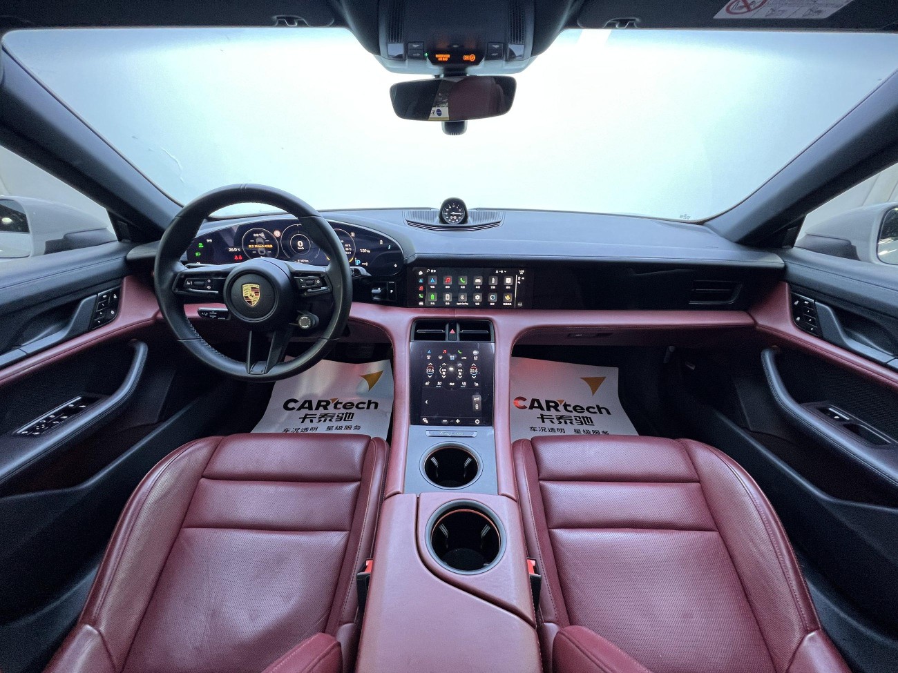Porsche Taycan 2021