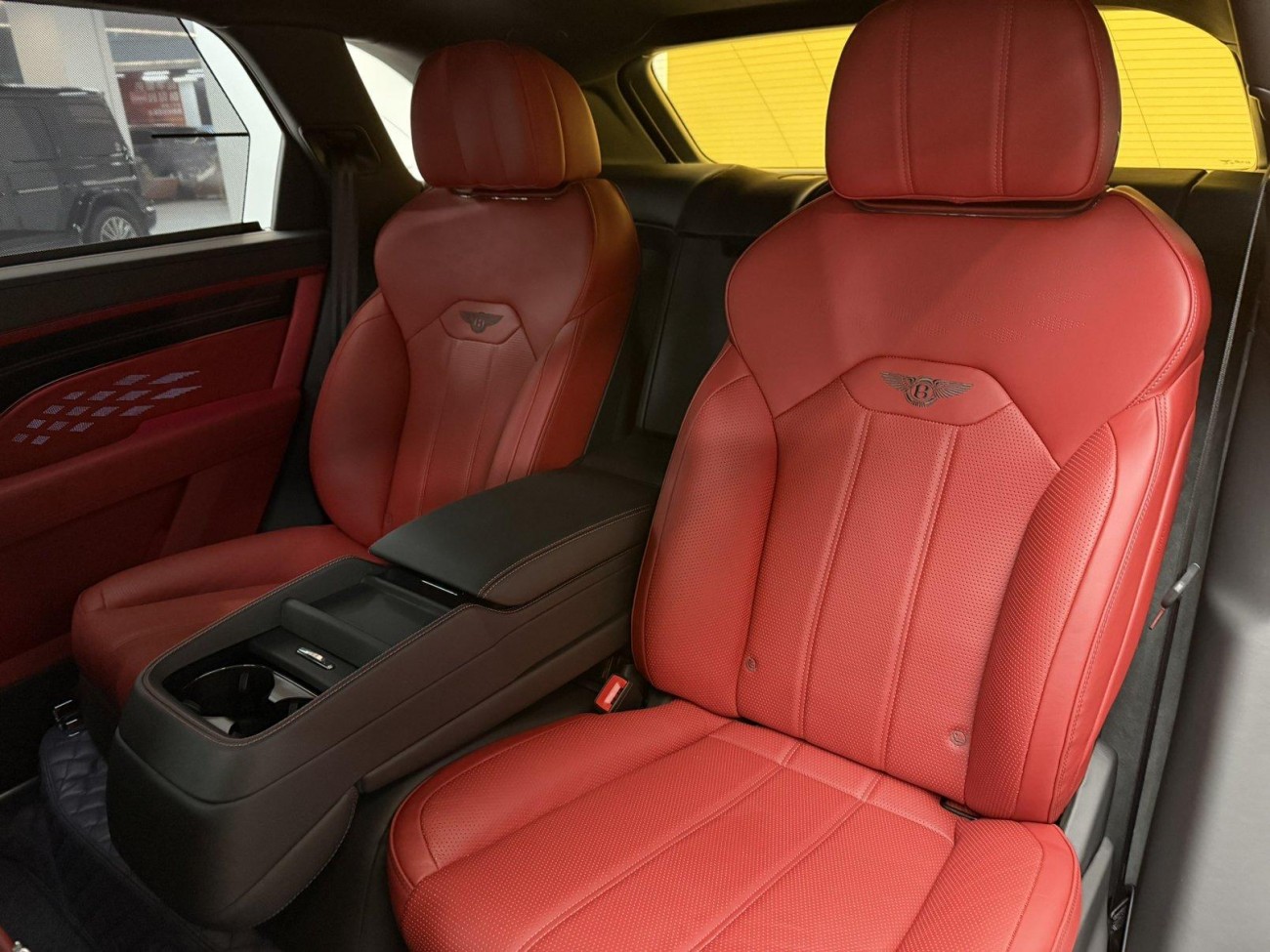 Bentley Bentayga 2023