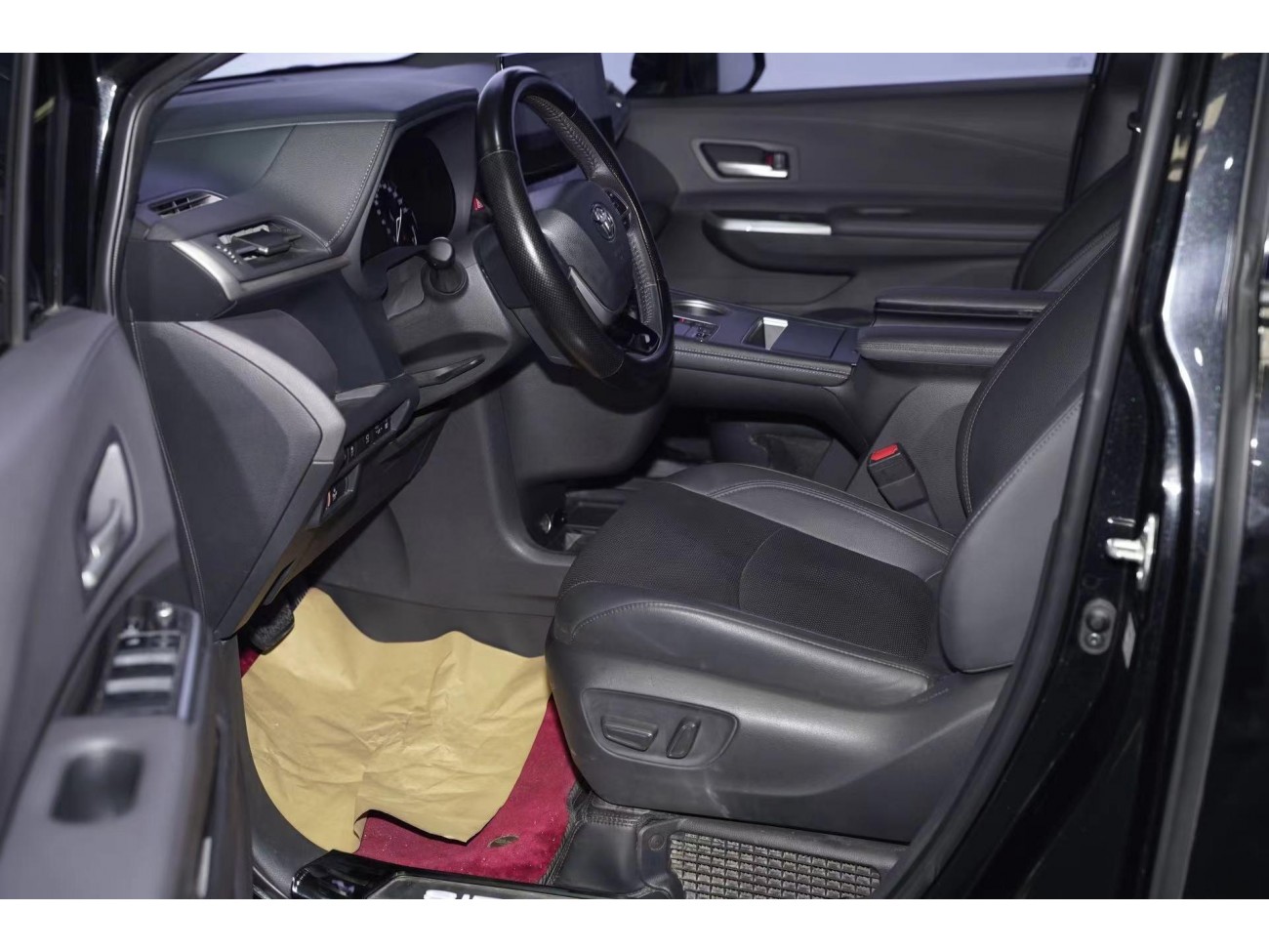 Toyota Sienna 2024