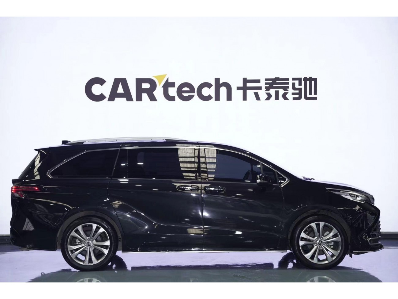 Toyota Sienna 2024