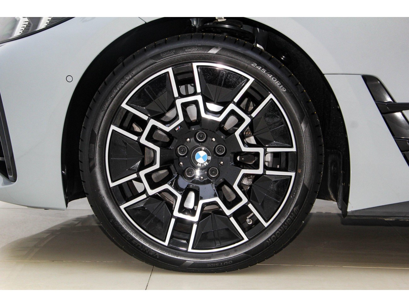 BMW 430i 2025