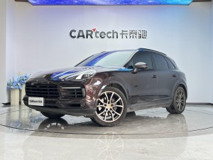 Porsche Cayenne 2024
