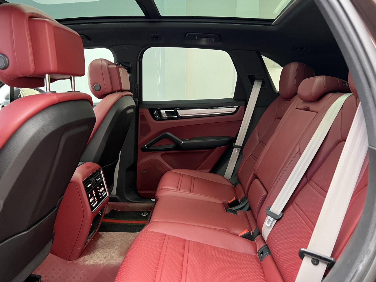 Porsche Cayenne 2024