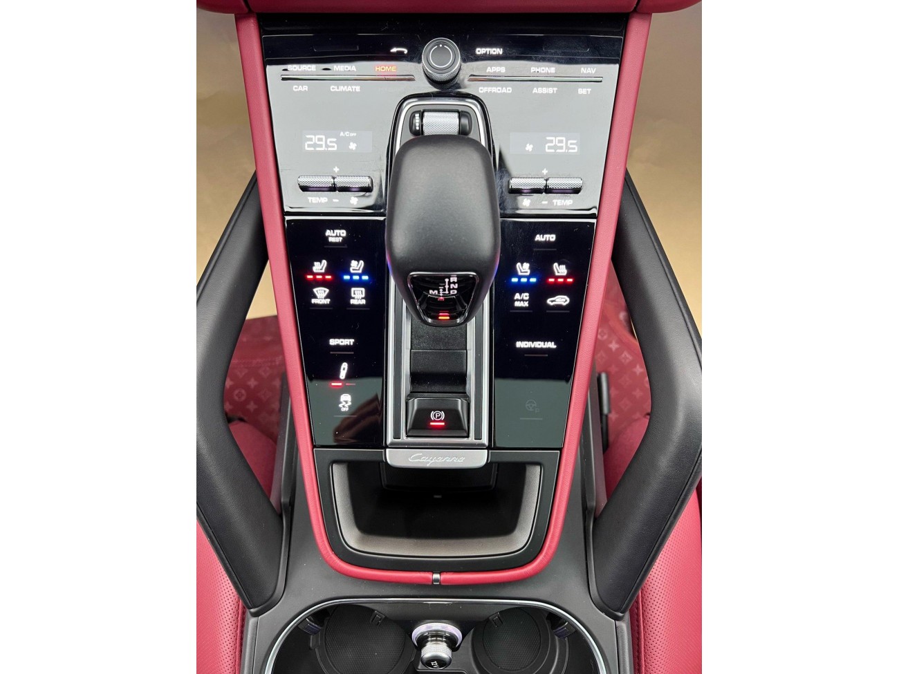 Porsche Cayenne 2024