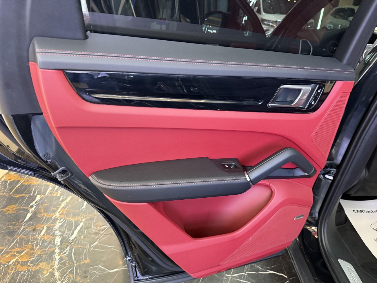 Porsche Cayenne 2023