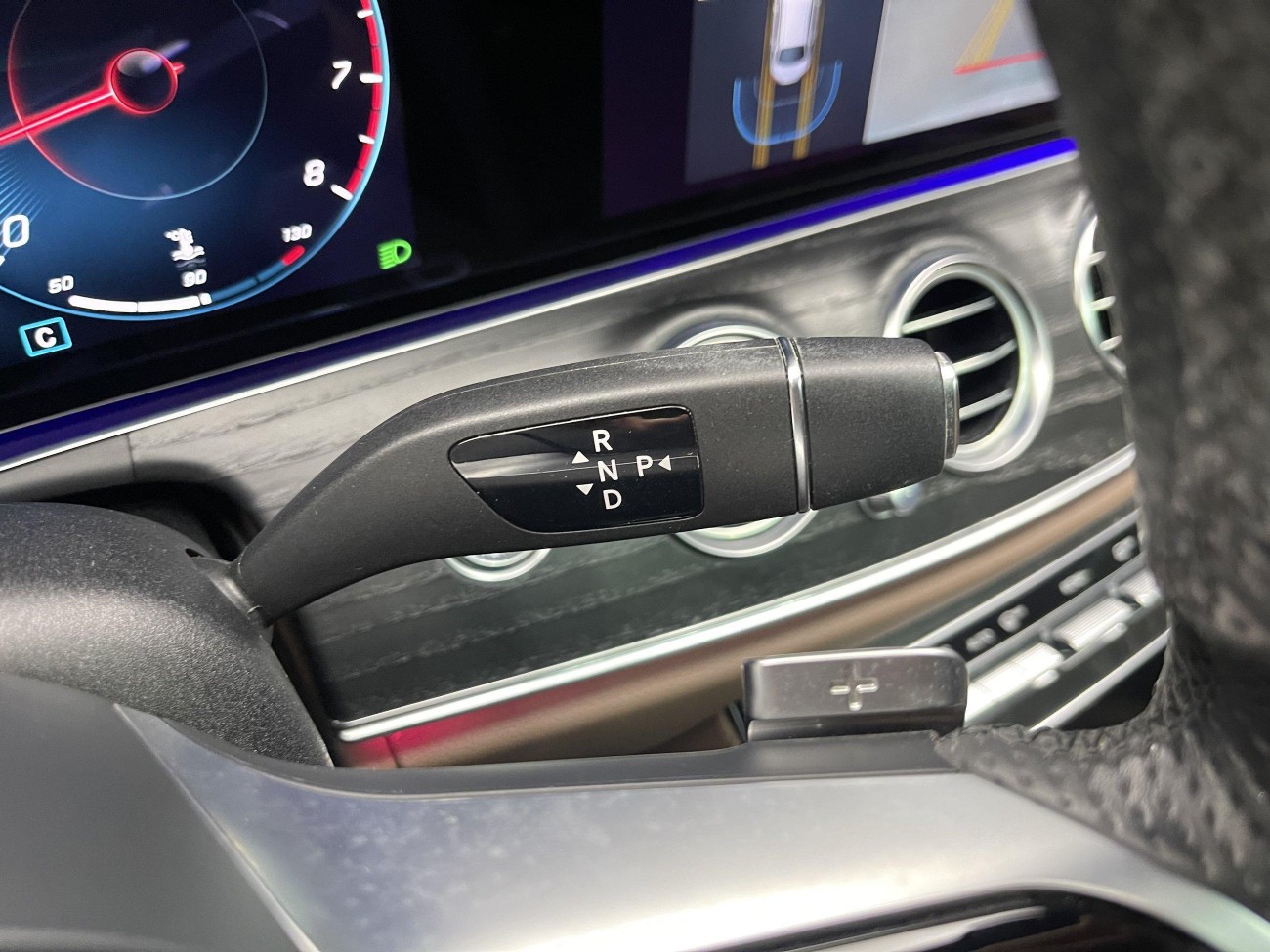 Mercedes-Benz E 260 L 2022