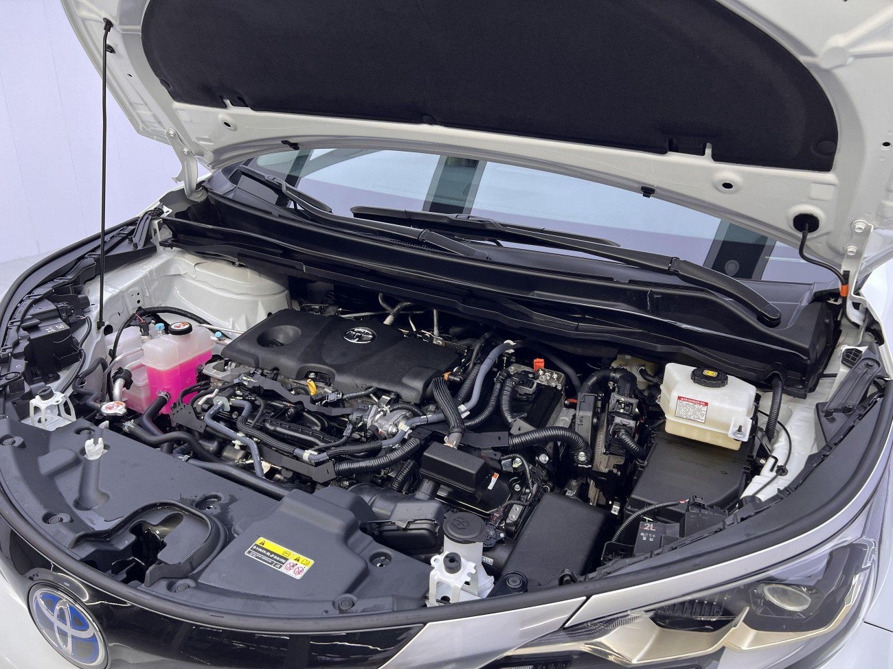 Toyota Granvia 2023