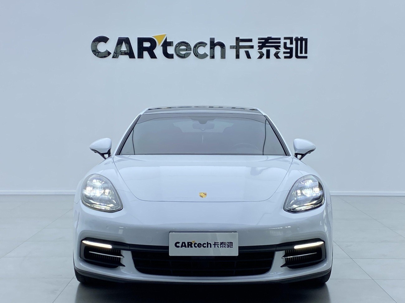 Porsche Panamera 2019