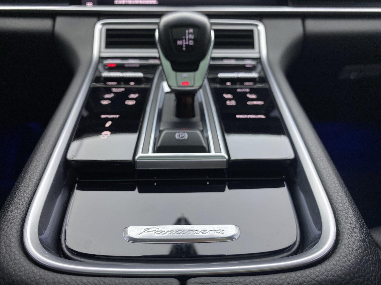 Porsche Panamera 2019