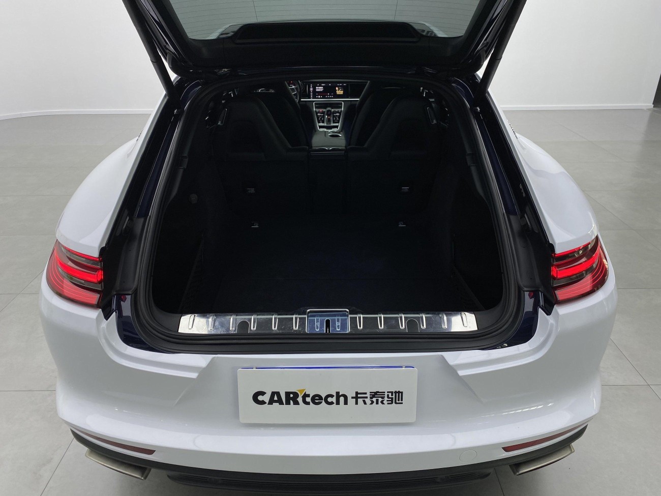 Porsche Panamera 2019