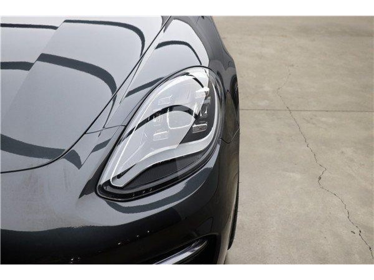 Porsche Panamera 2023