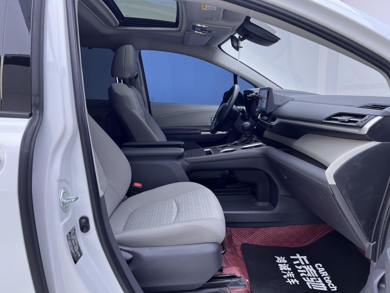 Toyota Sienna 2024