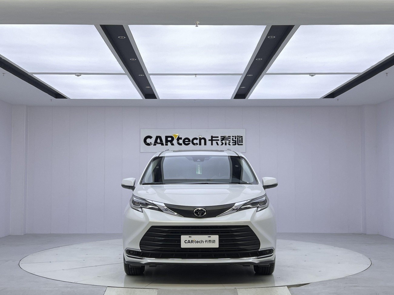 Toyota Sienna 2024