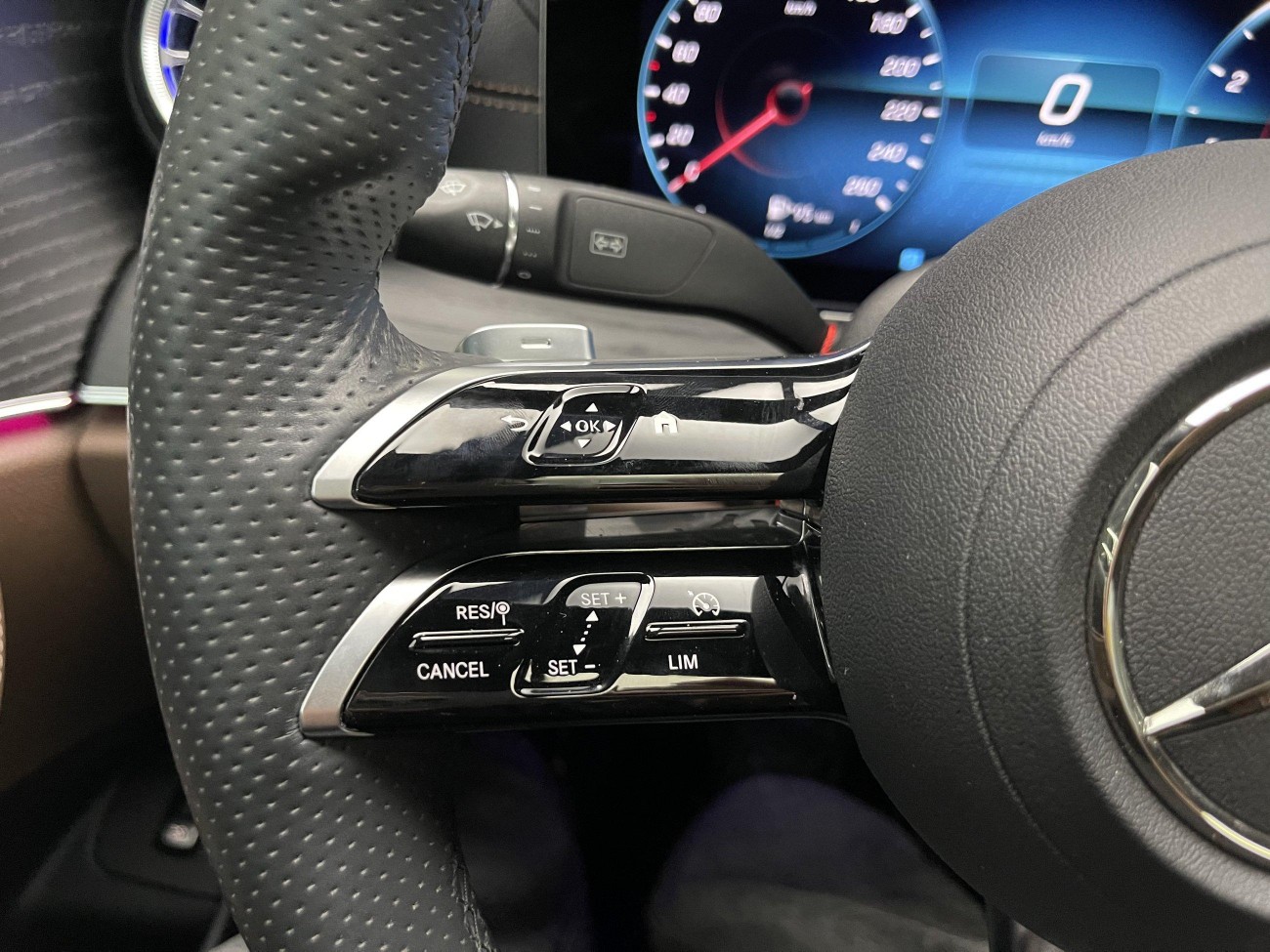 Mercedes-Benz E 300 L 2021