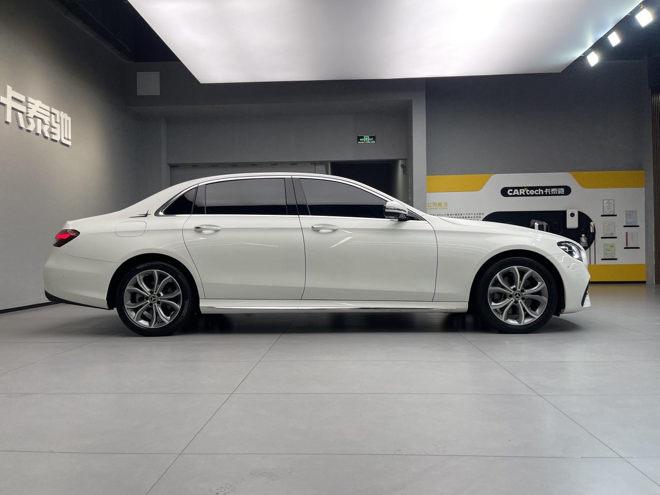 Mercedes-Benz E 300 L 2021